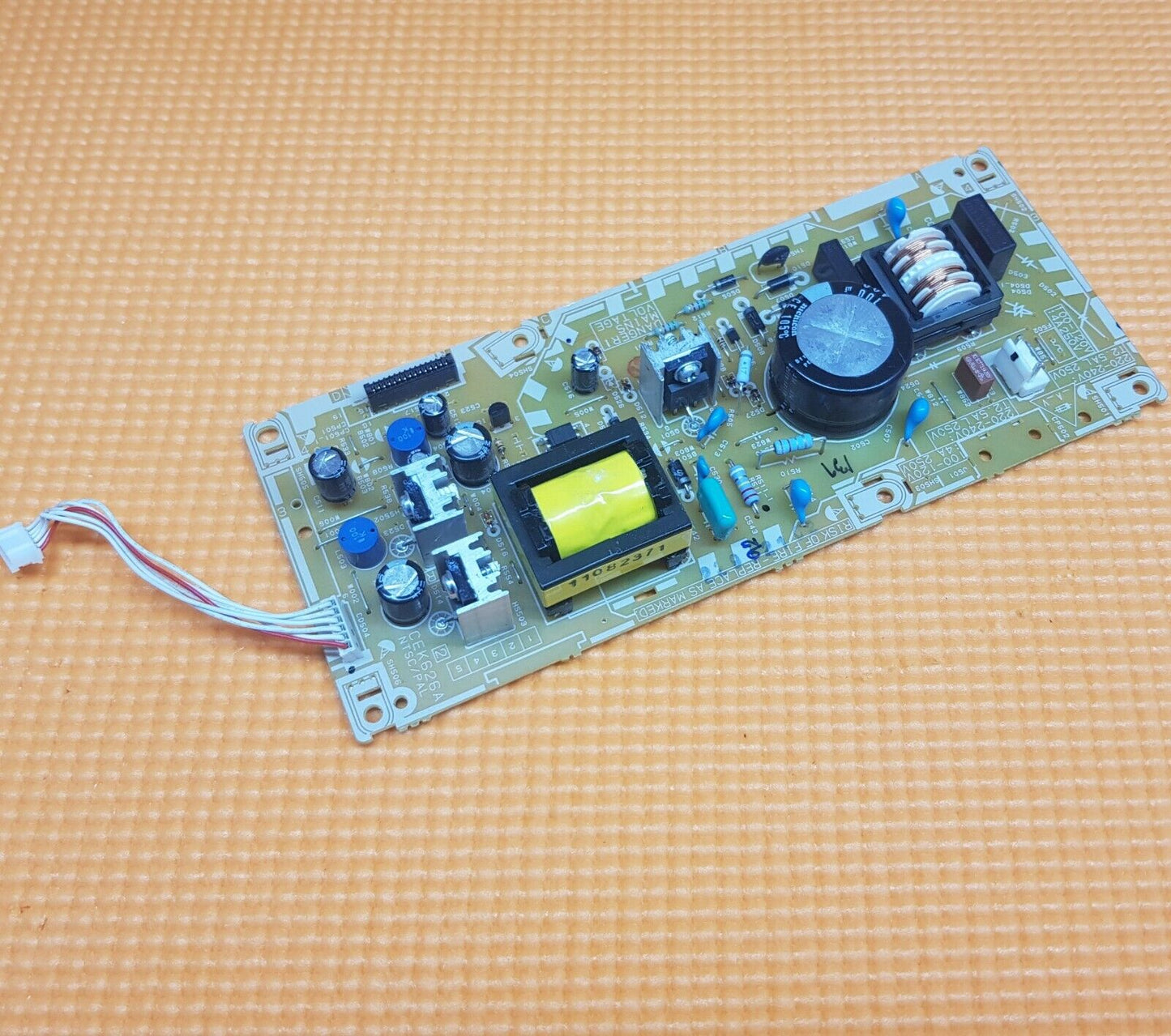 POWER SUPPLY BOARD FOR JVC LT-24HG31J 24" LCD TV CEK626A 179124