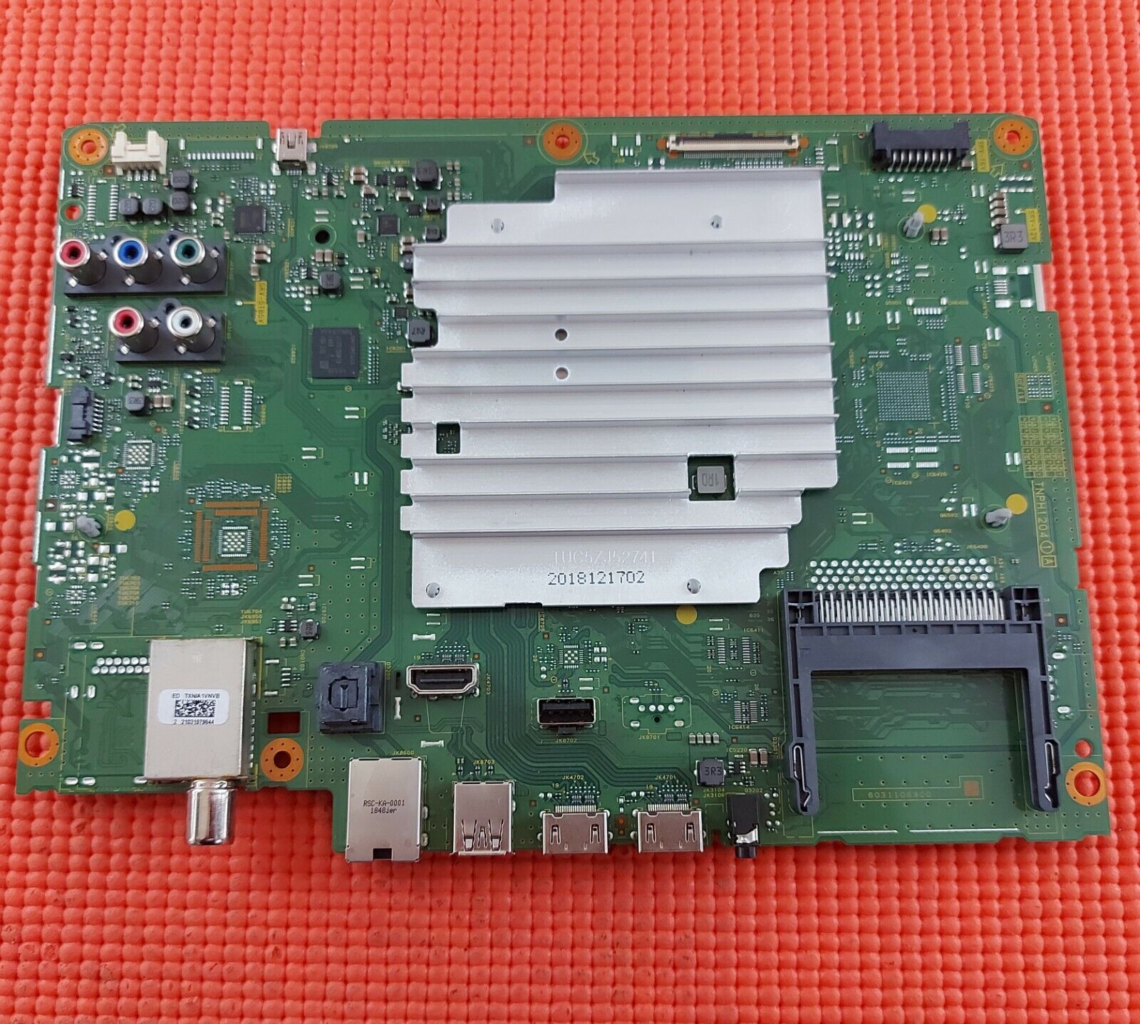 MAIN BOARD FR PANASONIC TX-40GX820B TV TNPHA1204 1 A TXN/A1VNVB SCRN V400DJ2-B02