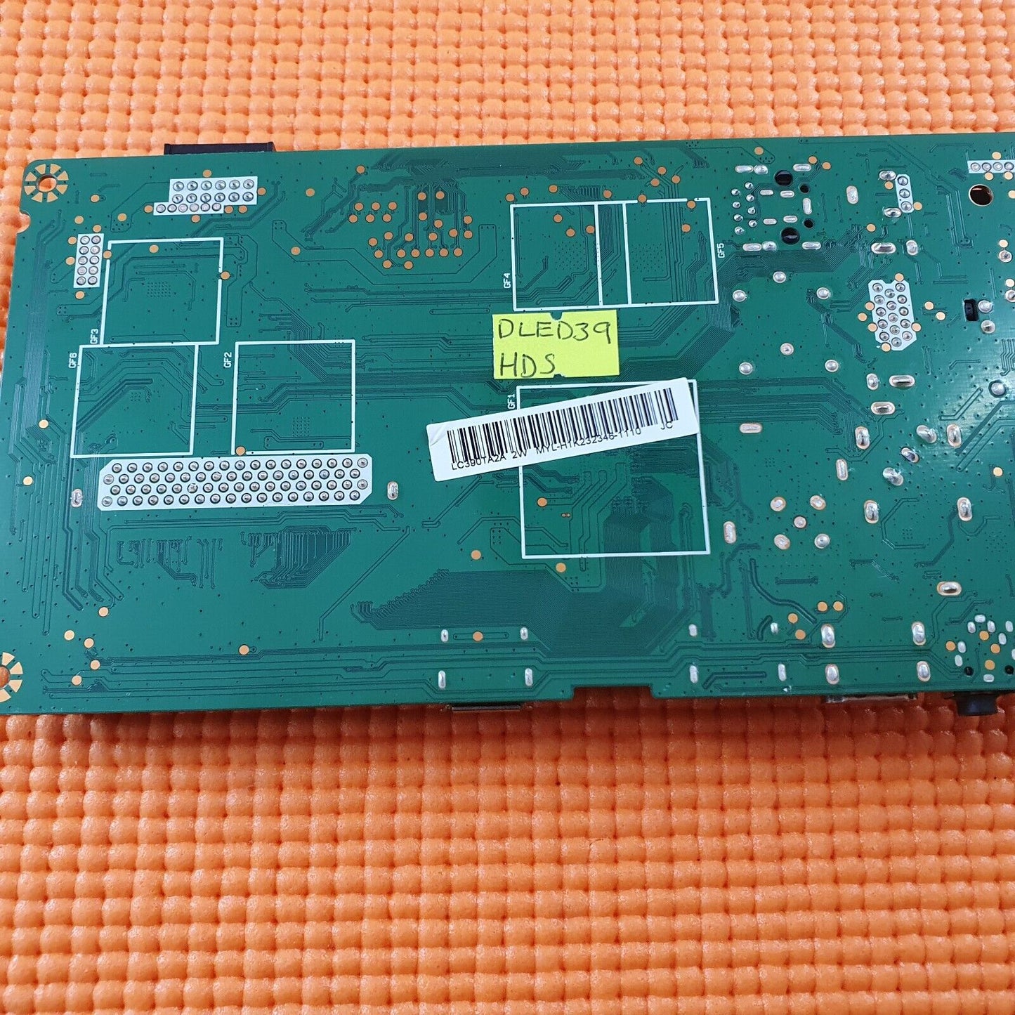 MAIN BOARD FOR DLED39HDS 39AO10HD TV 17MB181TC 23755501 SCREEN LC390TA2A 2W