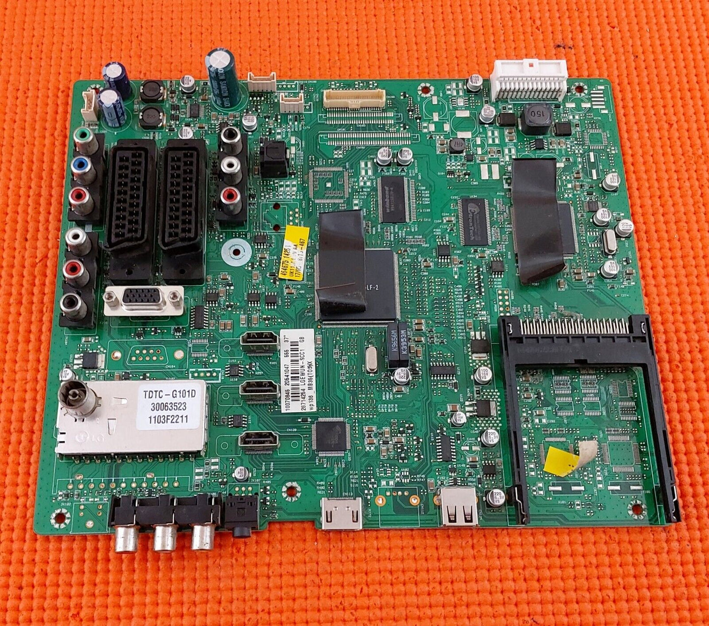 MAIN BOARD FOR TOSHIBA 37BV700B CE37FD90-B TV 17MB35-4 20541047 SCREEN LC370WUN