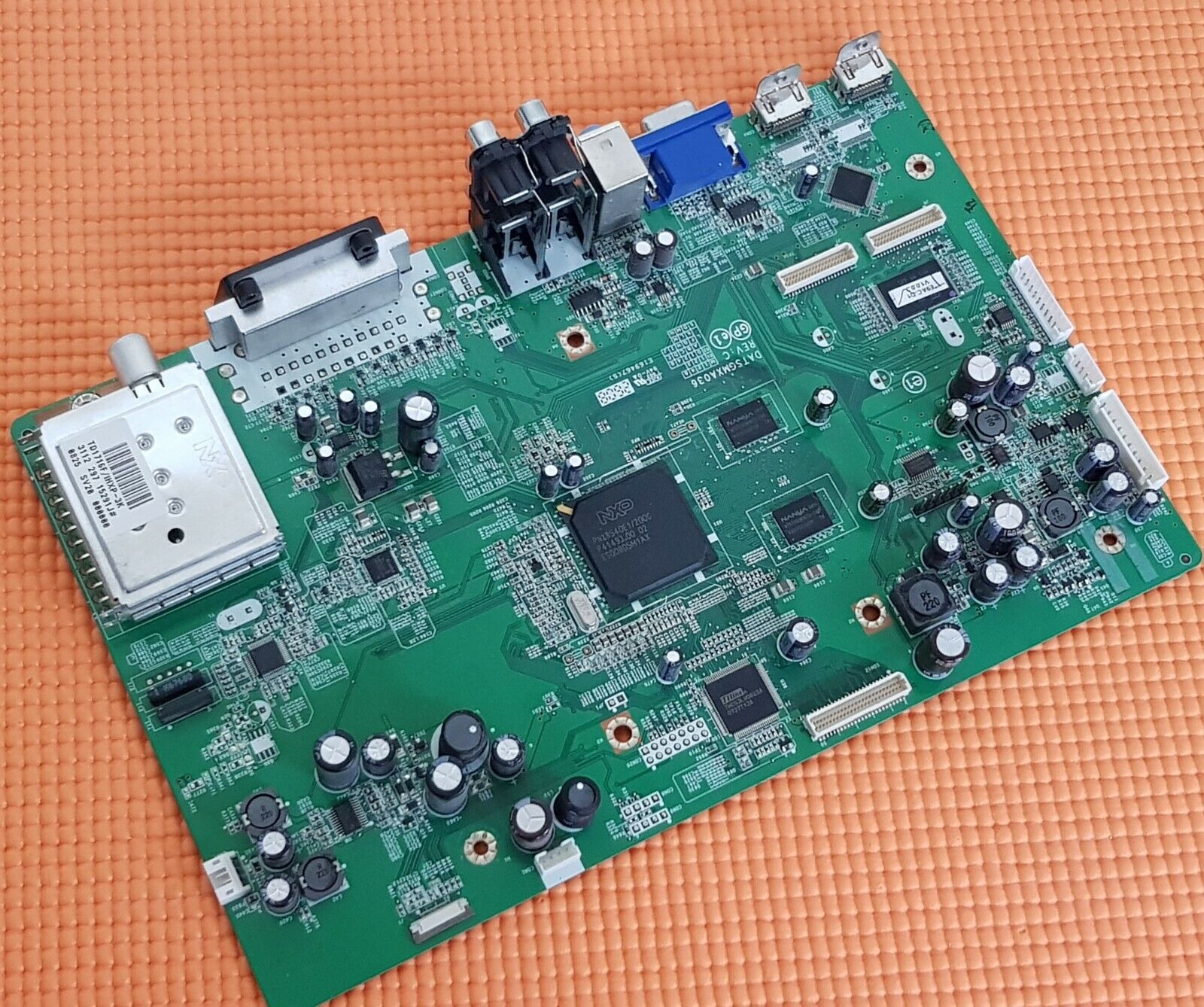 MB FOR HITACHI L19H01U L22H01U TV DATSGMXA036 REV:C SCREEN M190A1-L07 M220Z1-L03