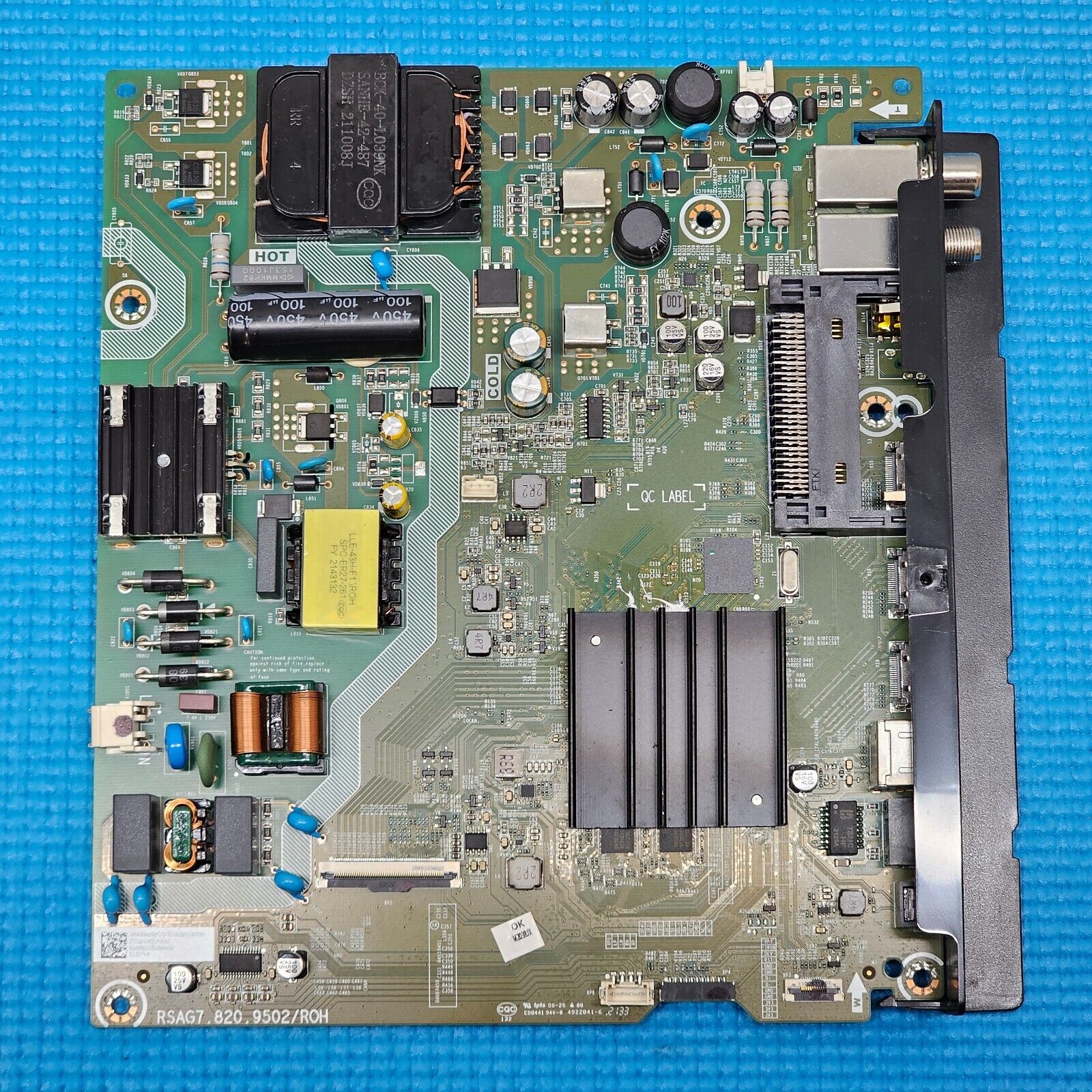 MAIN BOARD FOR HISENSE 55A7100FTUK 55" TV RSAG7.820.9502/ROH SCREEN ST5461D13-6