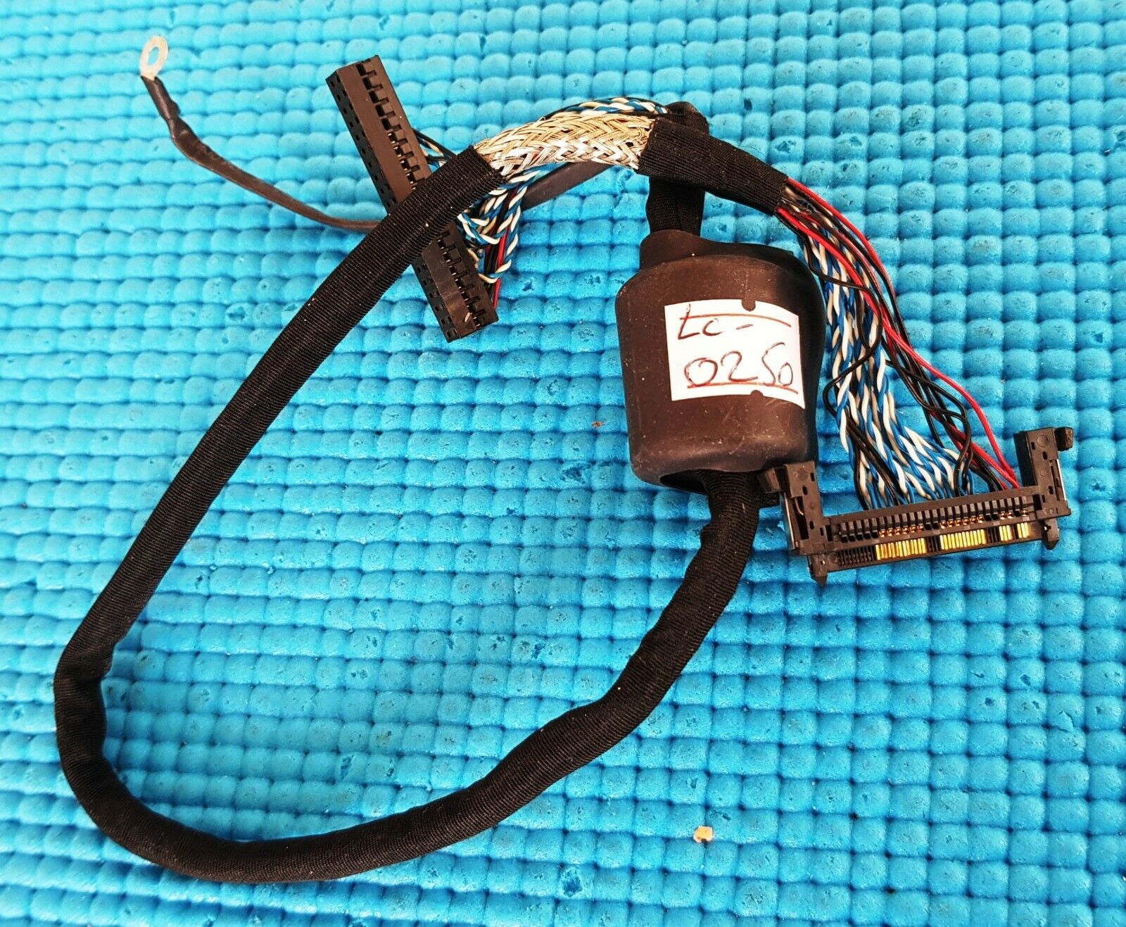 LVDS TCON CABLE FOR UMC 39/210G 39" LED TV