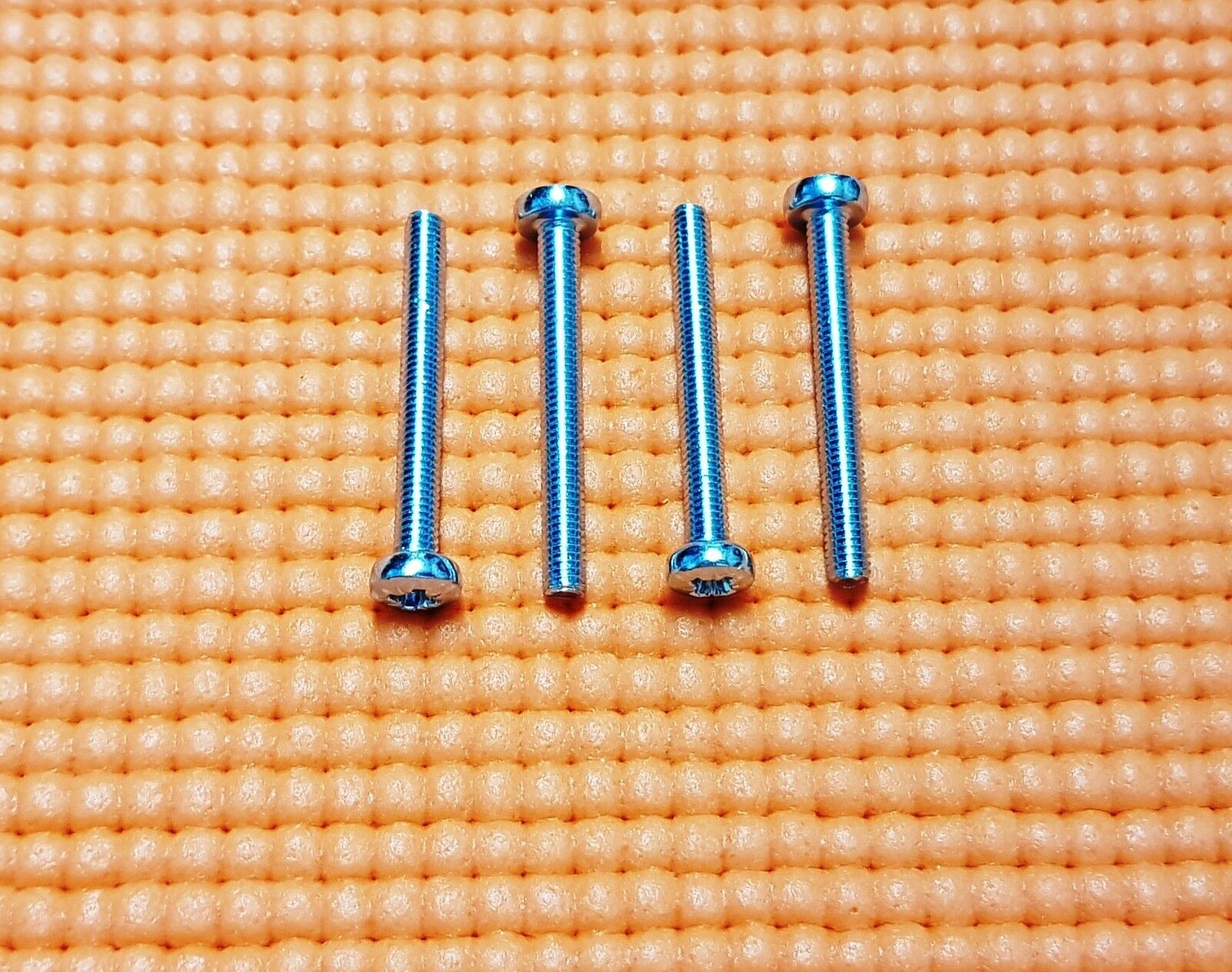 4 STAND FIXING SCREWS FR LG 42PM4700 42PA4500 42PJ550 42PJ350 42PJ650 42PJ350 TV