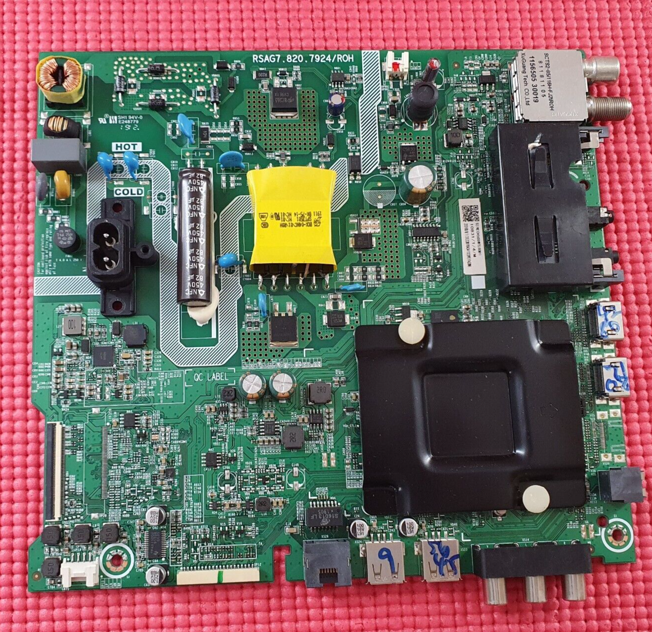 MAIN BOARD FOR HISENSE H32A5600UK TV RSAG7.820.7924/ROH SCREEN HV320WHB-N56