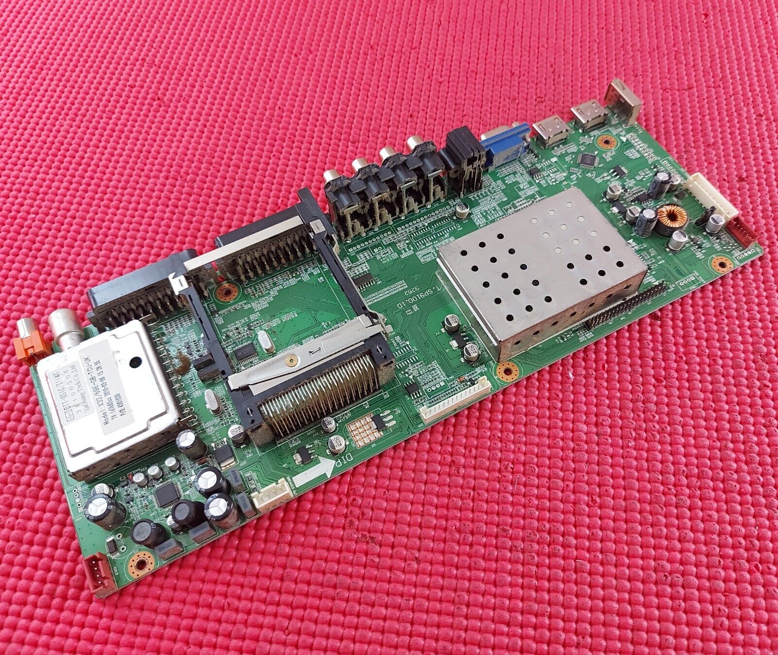 MAIN AV BOARD FOR E-MOTION X32/69E 32" TV T.SP9100.1D SCREEN LTA320AP02