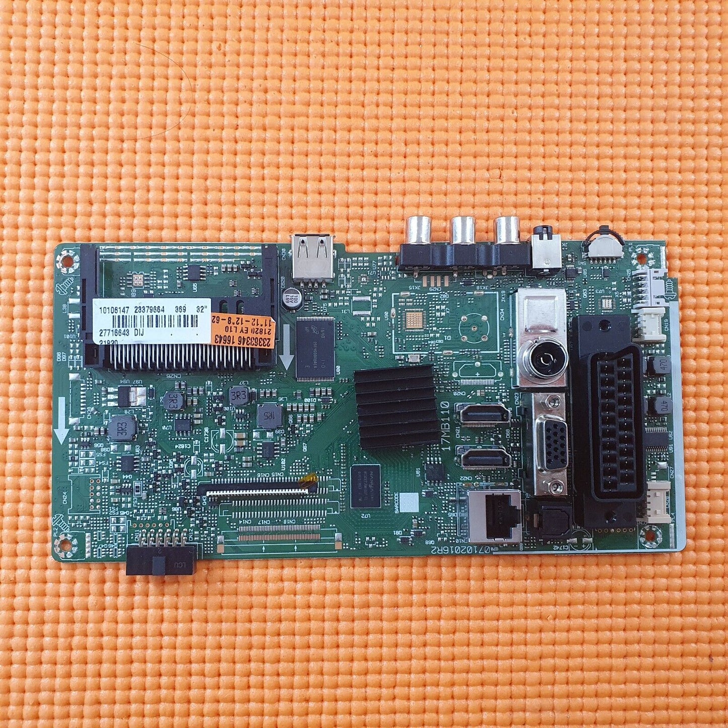 MAIN AV BOARD FOR LUXOR LUX0132007/01 TV 17MB110 23379664 SCREEN LC320DXY