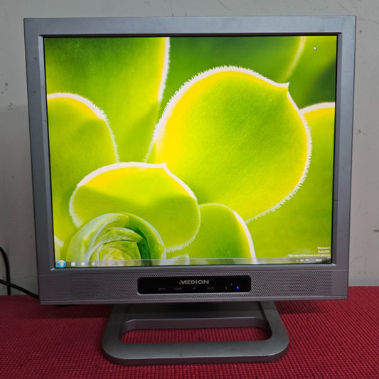 MEDION MD 30519 PB 19" HD READY LCD MONITOR BUILT IN SPEAKERS VGA WITH STAND