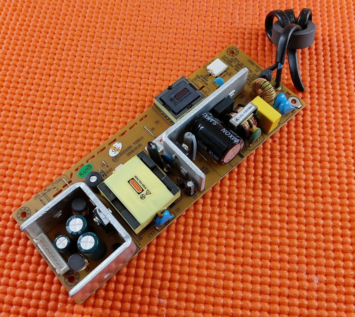 POWER SUPPLY BOARD FOR TECHNIKA DVDID/501 15" LCD TV LS1502061 VER 3.0 0843