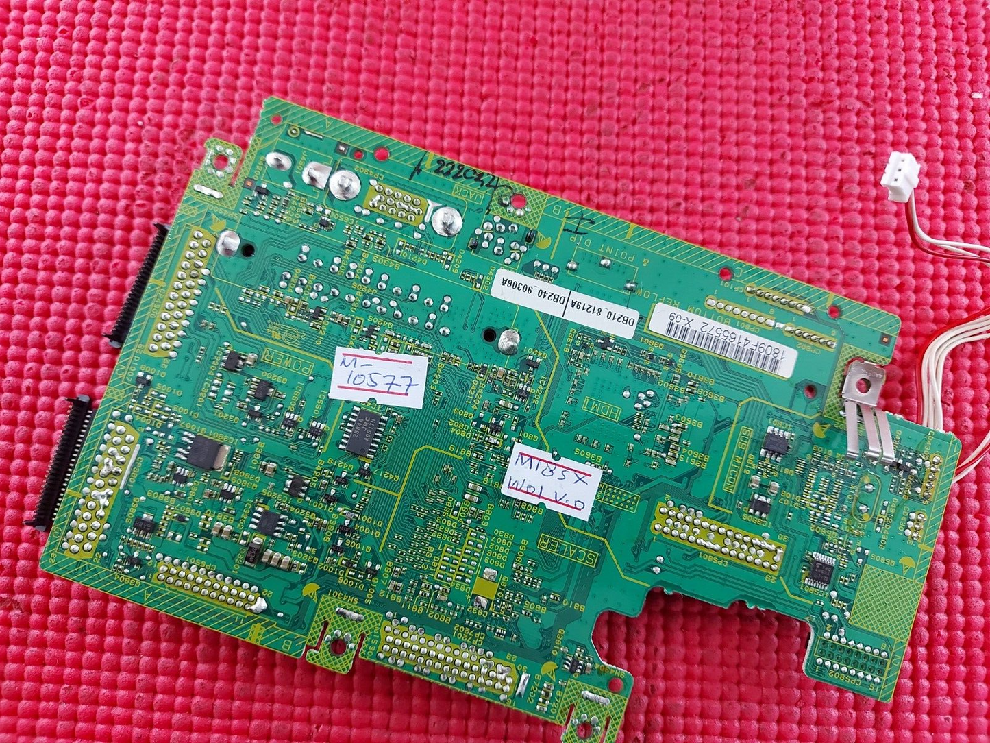 MAIN BOARD FOR TOSHIBA 19DV615DB 22DV615DB TV CMH143A DB210 81219A SCRN M185XW01