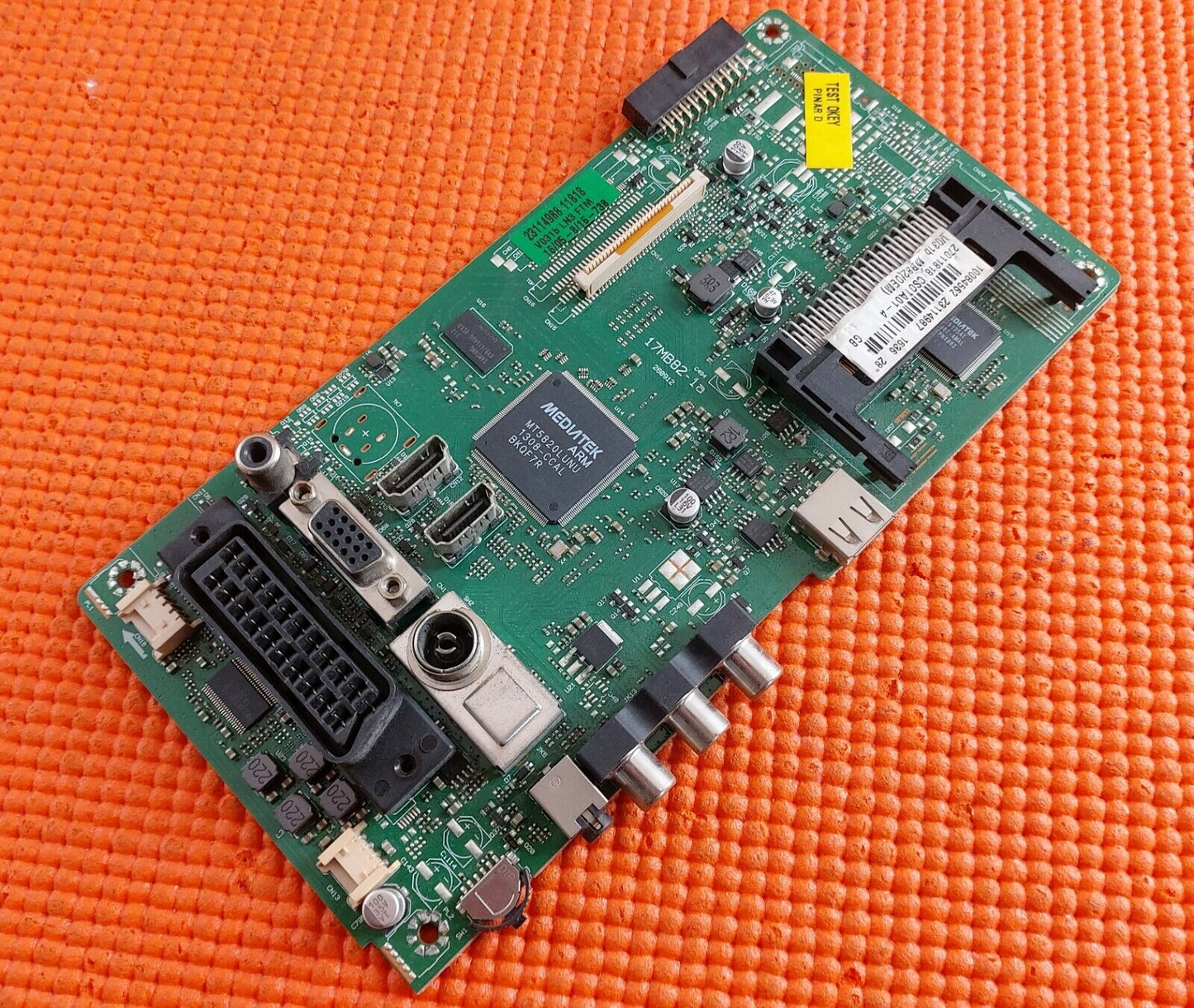 MAIN BOARD FR POLAROID P28LED13 28" LED TV 17MB82-1A 23114987 SCREEN MT2751A01-4