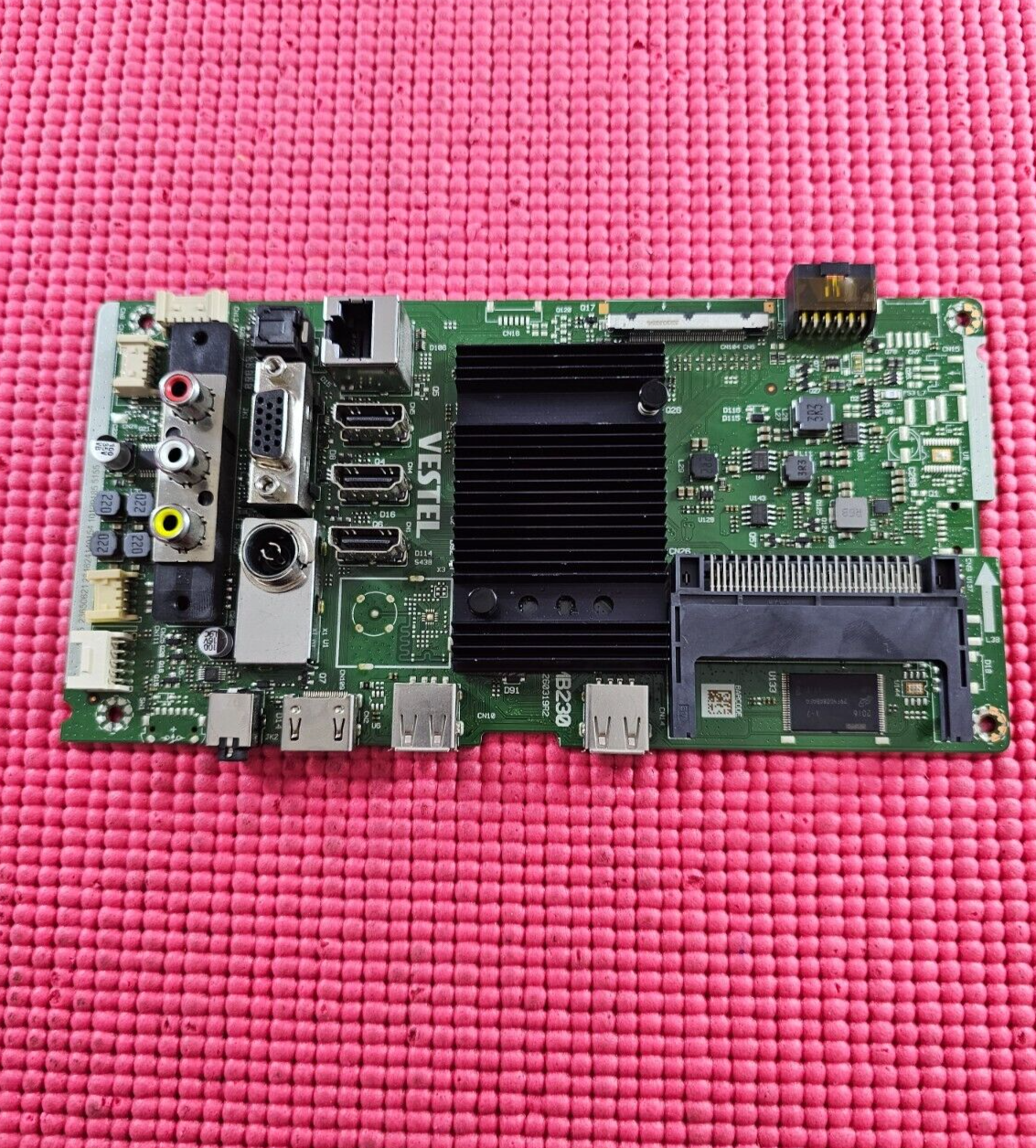 MAIN AV BOARD FOR MEDION MD30342UK 50" TV 17MB230 23650621 SCREEN PT500GT02-4