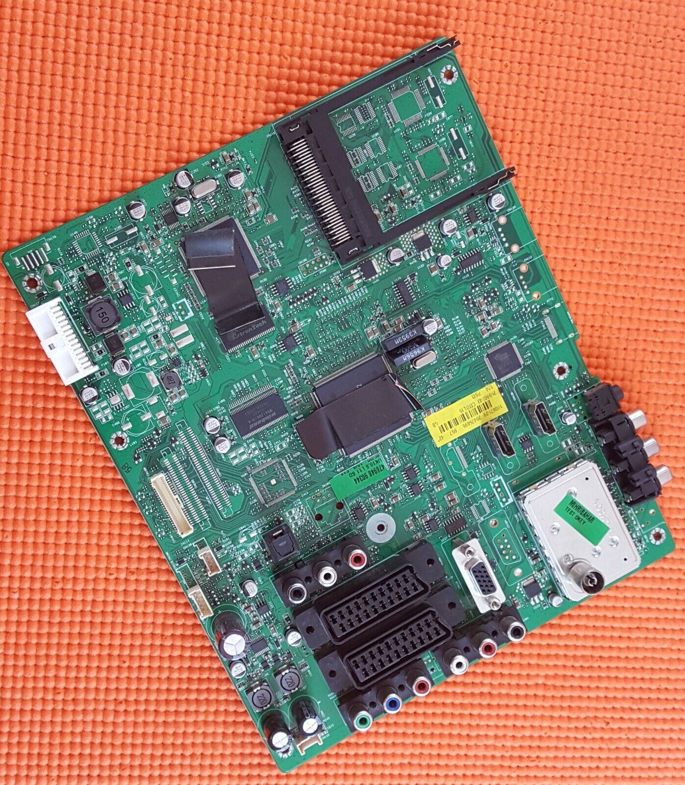 MAIN BOARD LUXOR LUX-42-742-TVB LCDX42WHD91 42" TV 17MB35-4 20475695 SCR V420H1