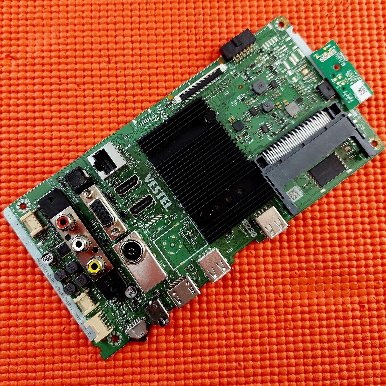 MAIN BOARD FOR POLAROID P43UPA2029A 43" TV 17MB230 23646027 SCREEN HV430QUB-H10