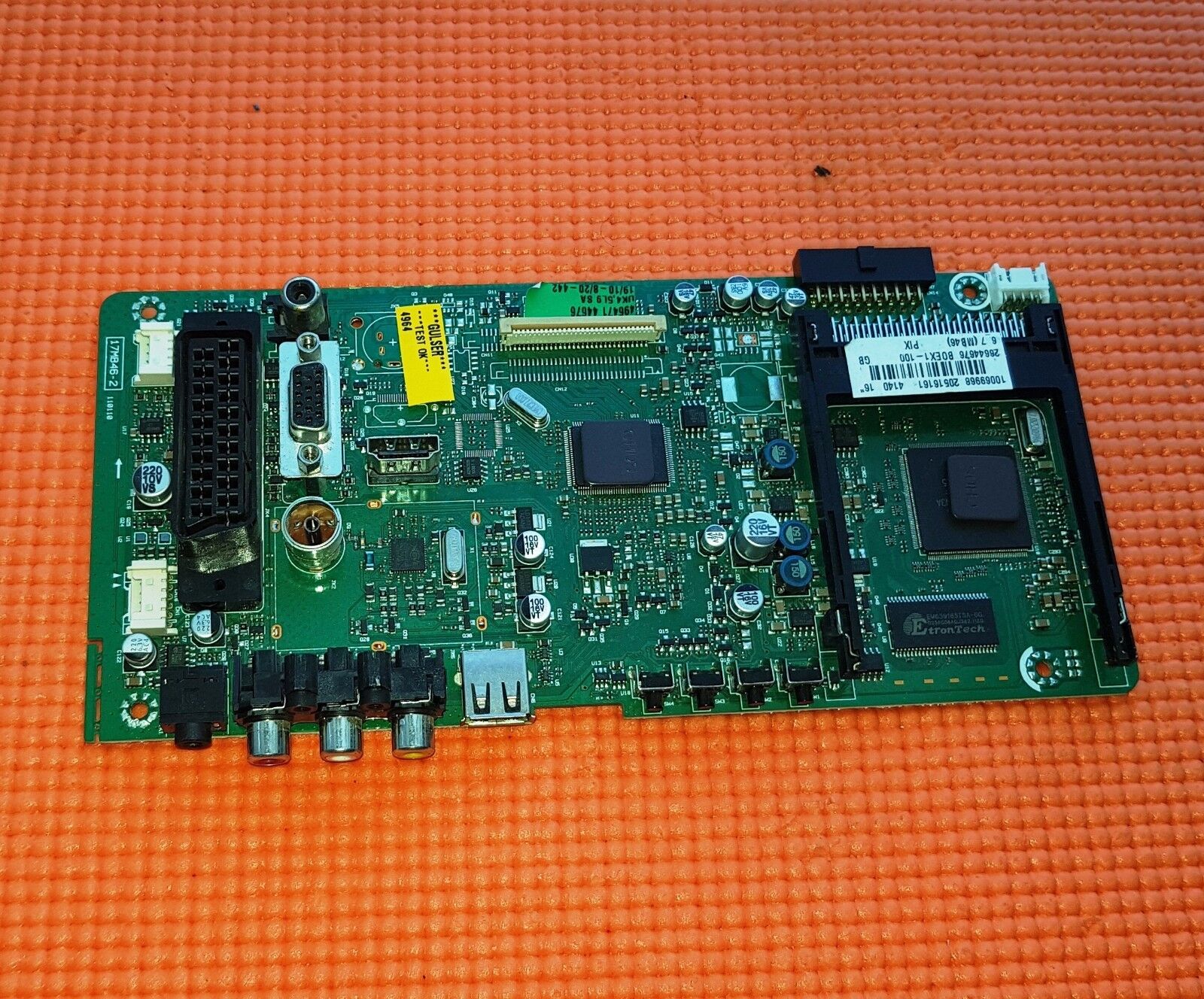 MAIN AV BOARD FOR PROLINE 26LVD64P 26" LCD TV 17MB46-2 20516161 SCREEN: BOEX1