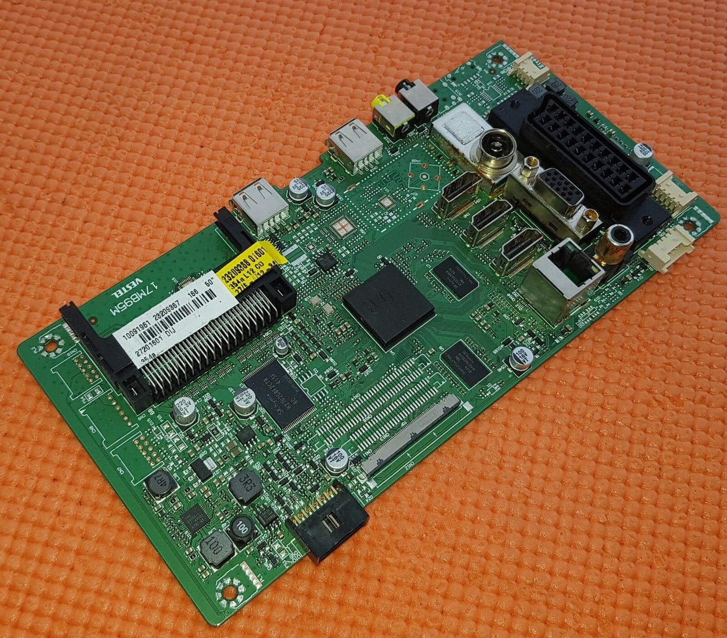 MAIN AV BOARD FOR FINLUX 50FLHKR242BHC TV 17MB95M 23209367 SCREEN: T500HVD02.0