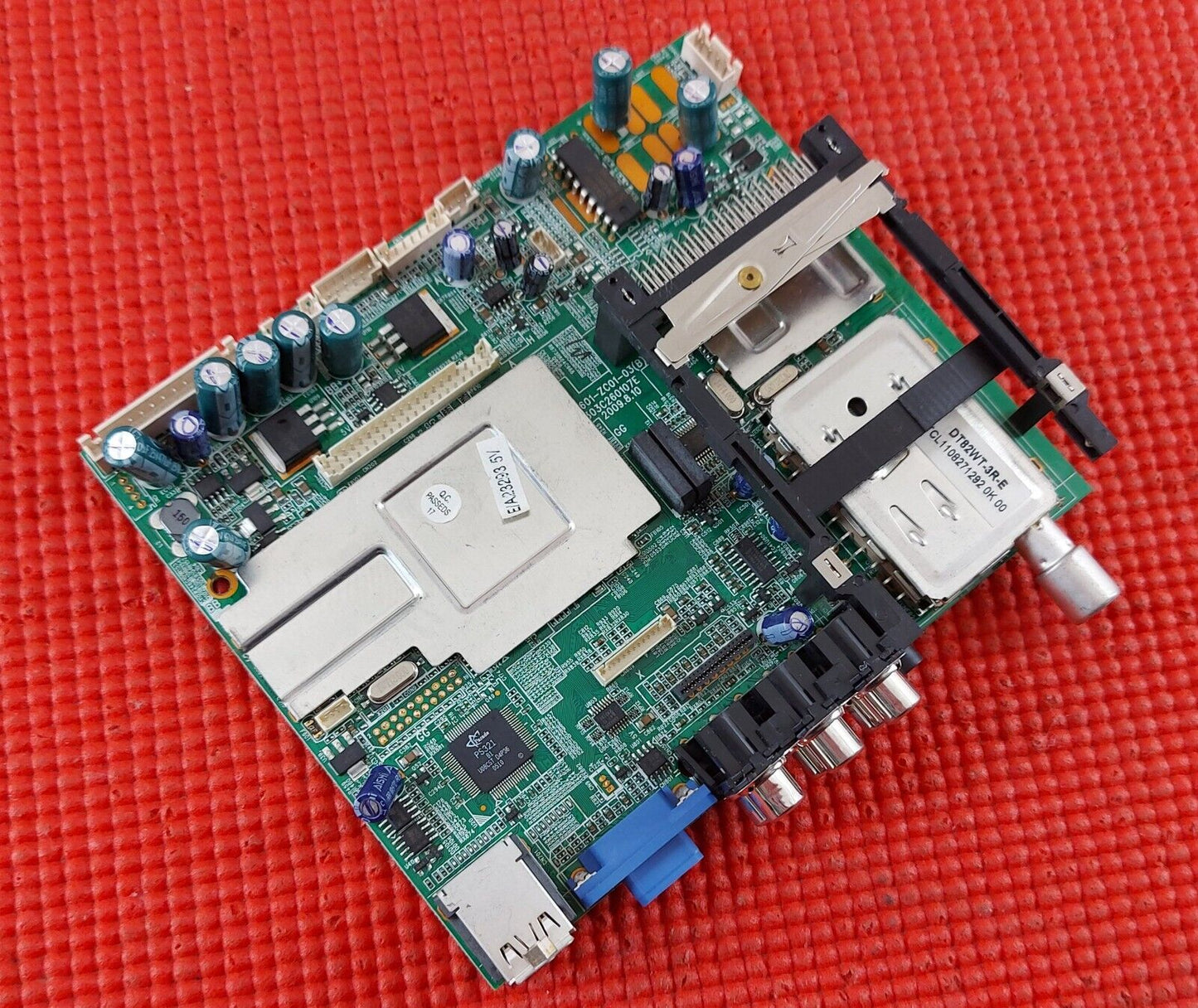 MAIN BOARD FOR LOGIK L26DVDB20 L26DVDB10 TV MSDV2601-ZC01-03 303C260107E V260B1