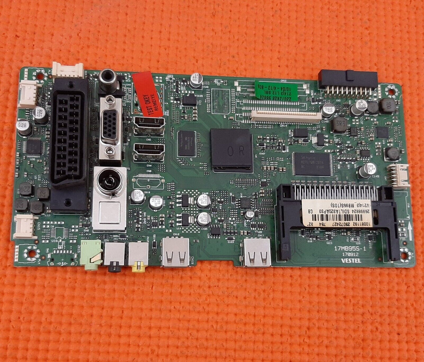 MAIN AV BOARD TOSHIBA 32D1333DB TV 17MB95S-1 23072427 SCREEN LTA320AP33