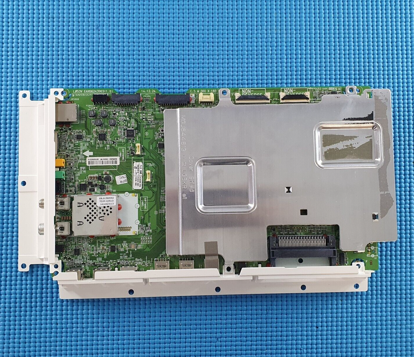 MAIN BOARD FOR LG 55UG870V 65UG870V TV EAX66243903 EBT63542214 SCREEN LC550VQF