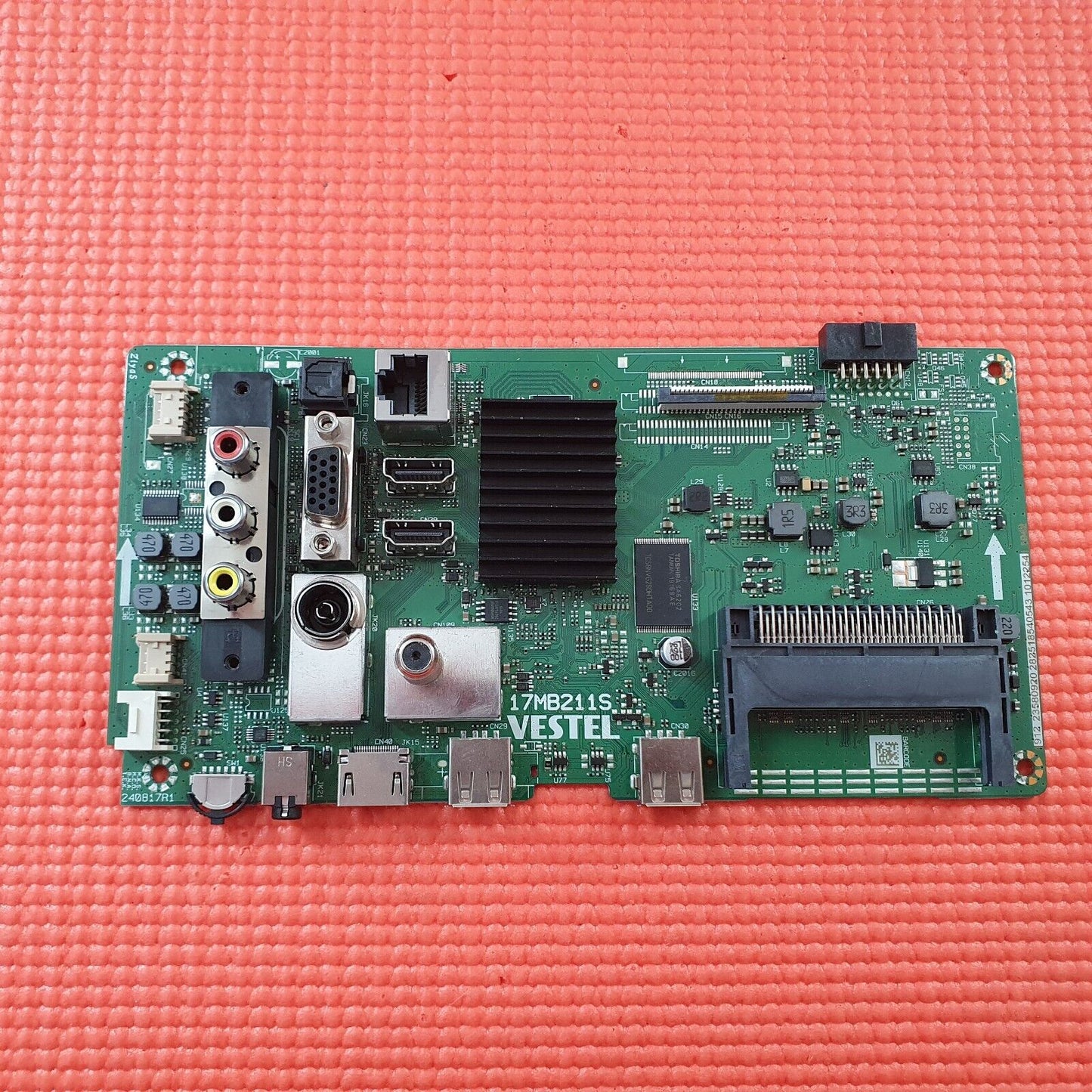 MAIN BOARD FOR TOSHIBA 32WL3A63DB 32" TV 17MB211S 23538346 SCREEN HV320FHB-N00