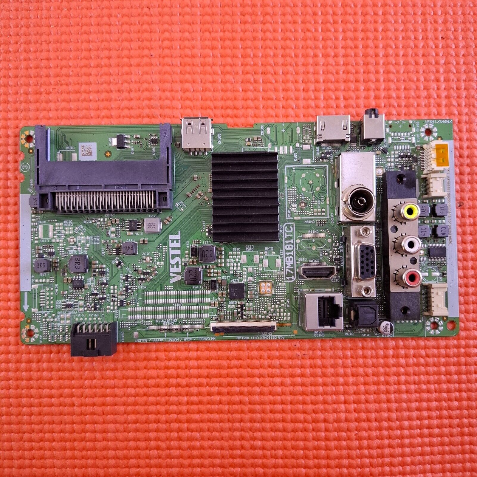 MAIN BOARD FOR BUSH DLED32HDSC TV 17MB181TC 23755483 SCREEN LC320DXJ (SM) (A8)