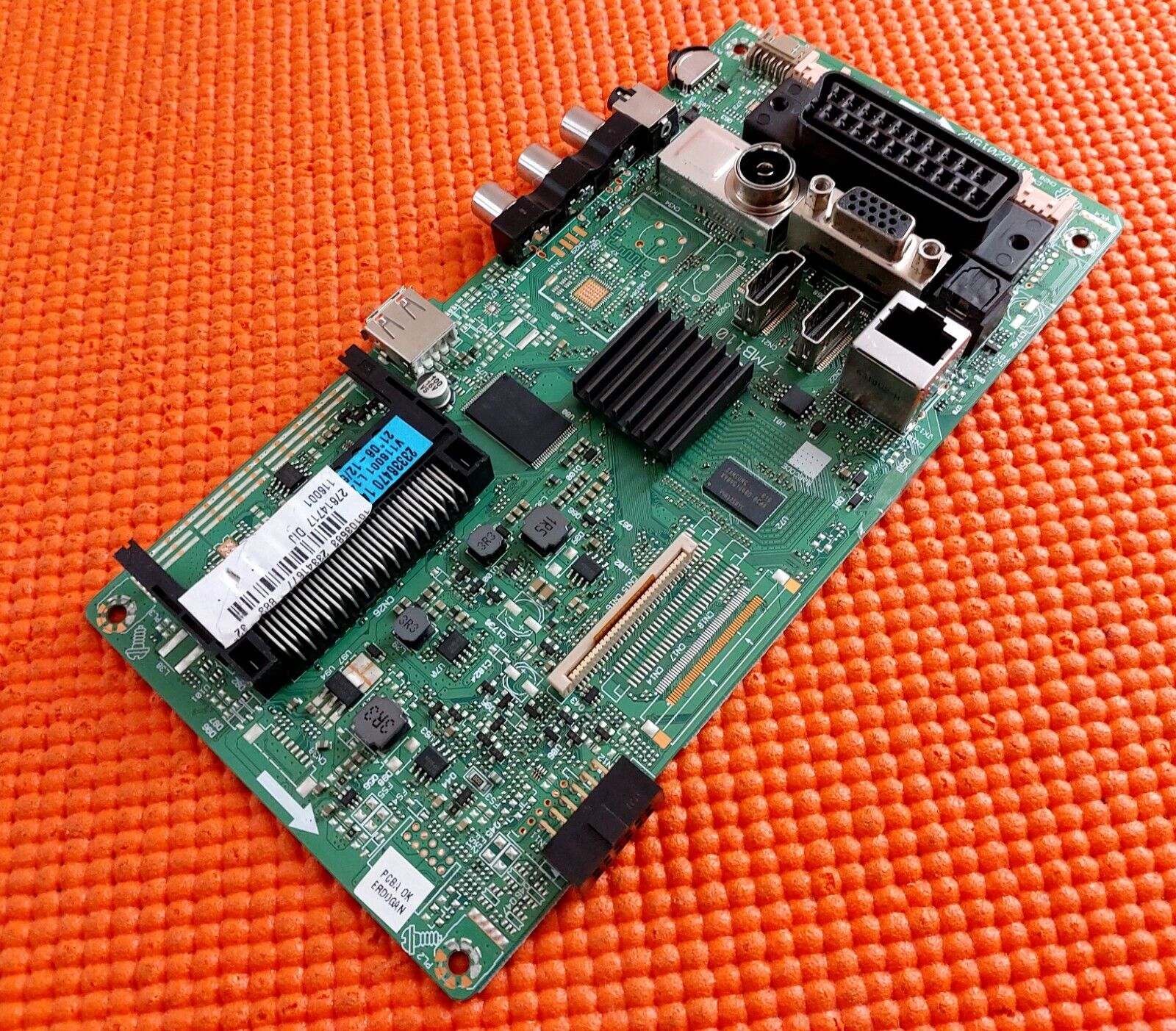 MAIN BOARD FOR JVC LT-32C660 LT-32C661 32" TV 17MB110 23341677 SCREEN LSC320AN02