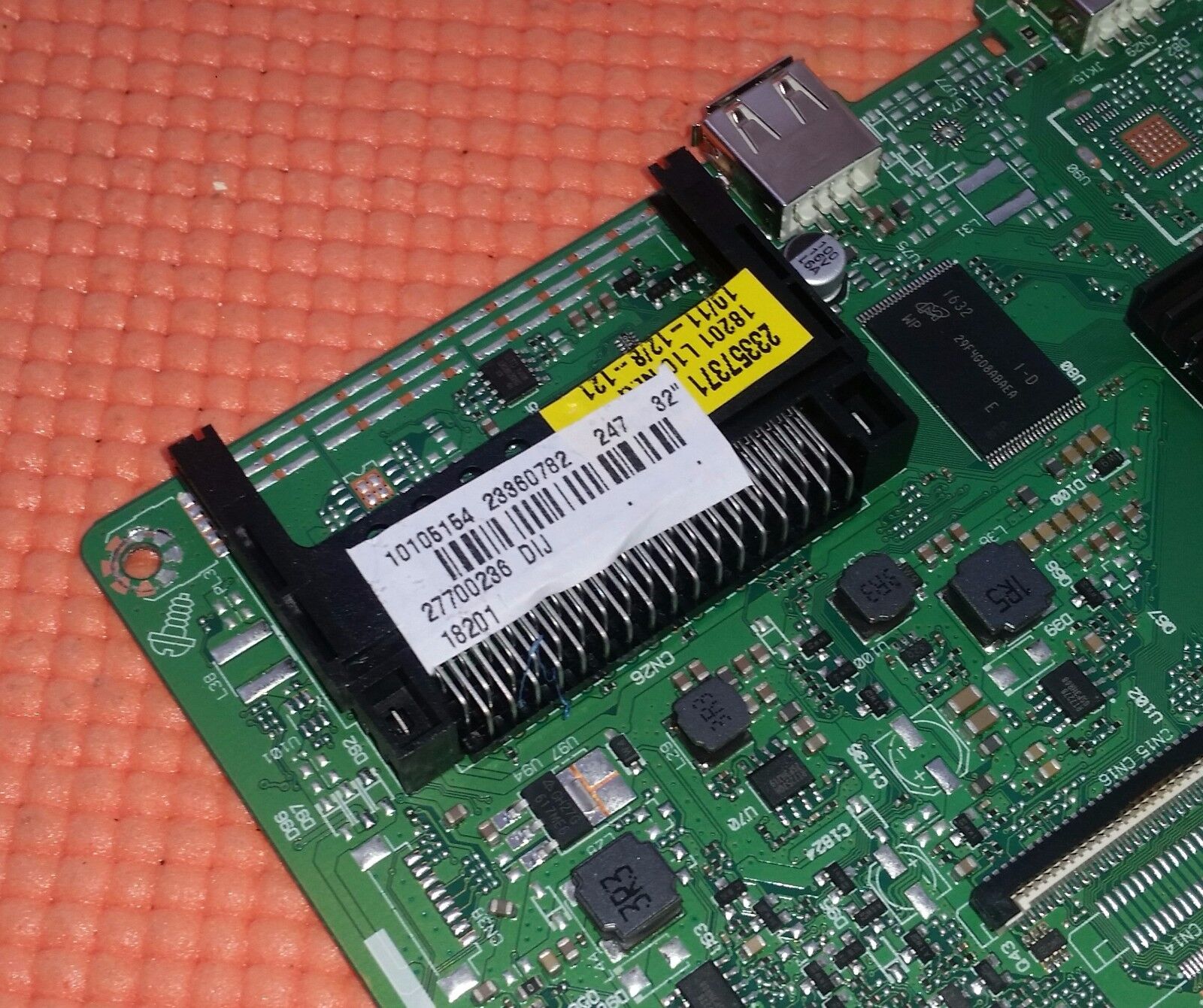 MAIN BOARD FOR JVC LT-32C660 LT-32C655 TV 17MB110 23360782 SCREEN: LSC320AN10