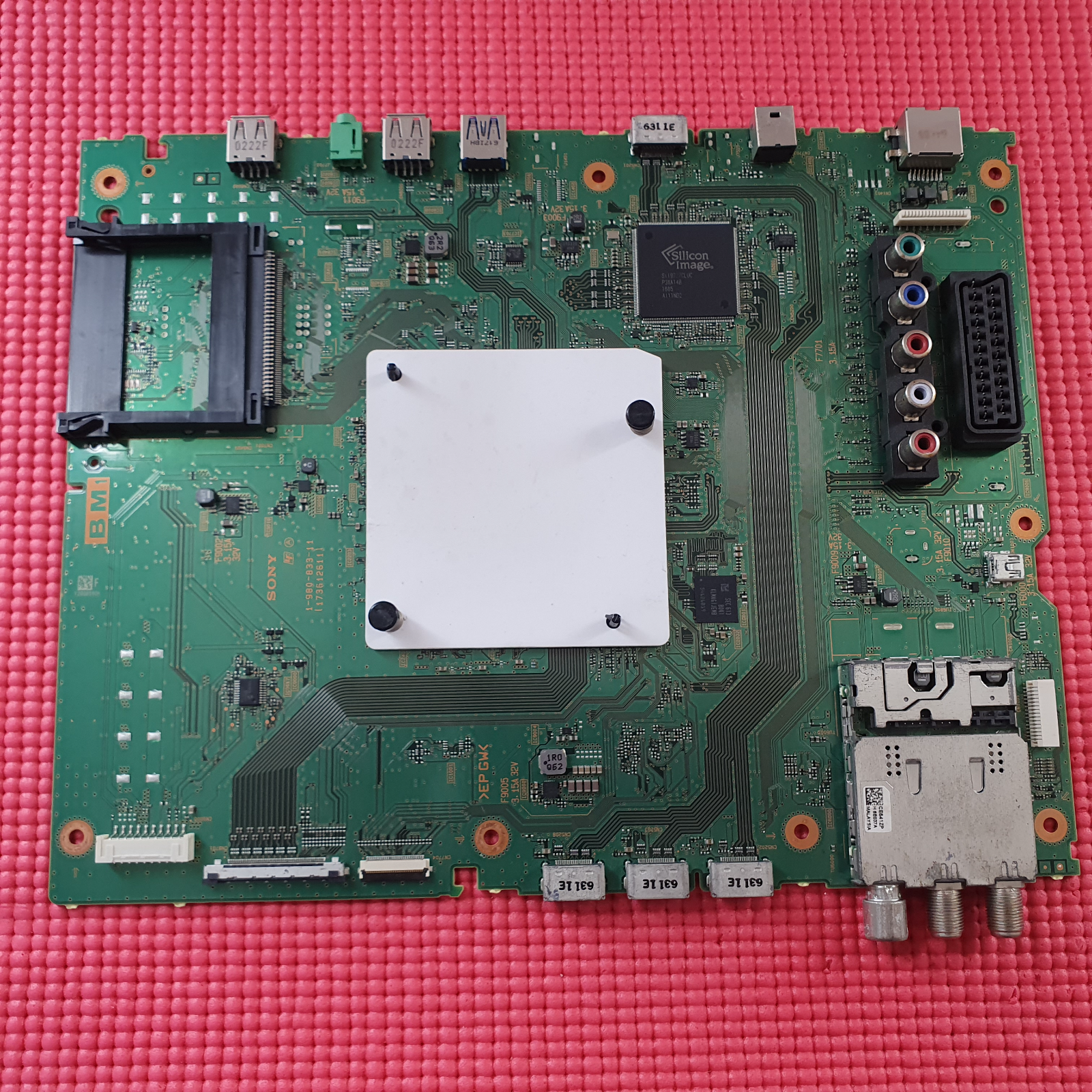 MAIN AV BOARD SONY KD-55XD9305D TV 1-980-833-11 Y200B590A SCREEN LSY550FW01